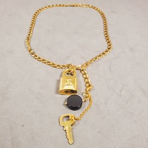 #325 Authentic LOUIS VUITTON Lock Key Set Padlock Chain Necklace Black Onyx